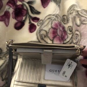 Guess wallet